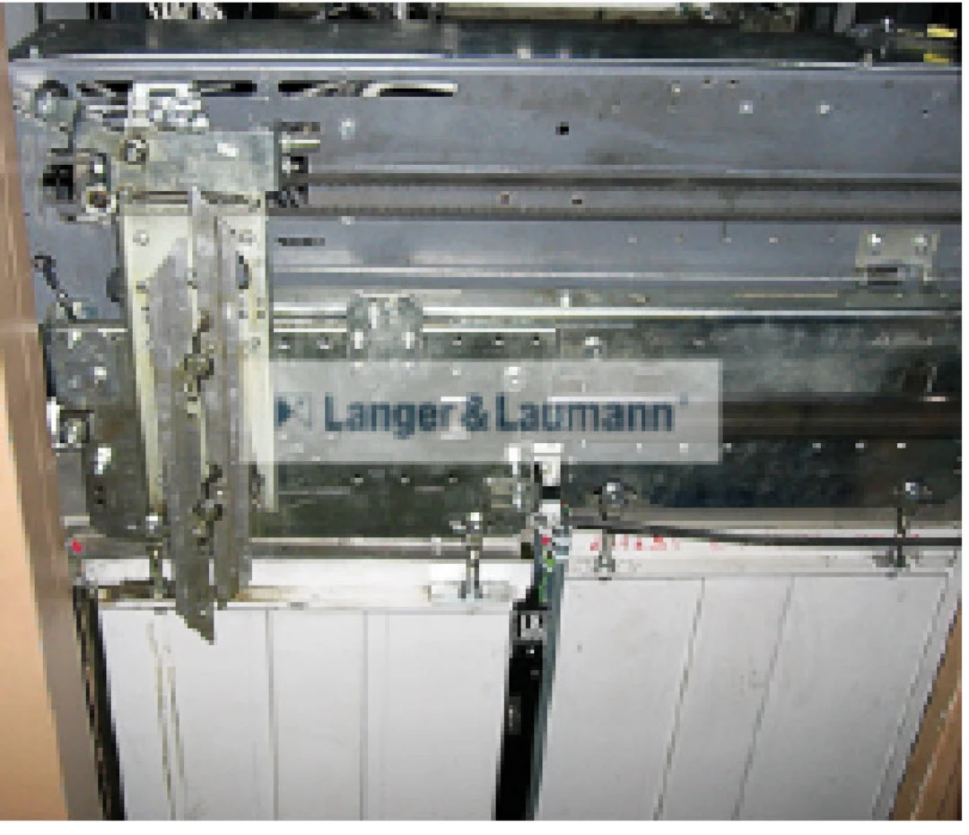 MOD-paket, Langer&L, Monitor 99VF, höger